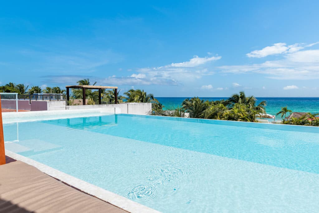 Getaway with a luxurious stay exploring the sea at our villas.